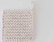 Load image into Gallery viewer, Cotton Crocheted Pot Holder