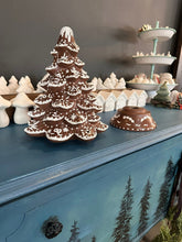 Load image into Gallery viewer, Private Party Abbie Bulson Sunday Holiday Ceramic Workshop