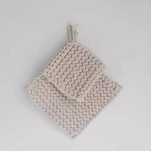 Load image into Gallery viewer, Cotton Crocheted Pot Holder