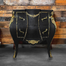Load image into Gallery viewer, Daydream Apothecary Graffiti Pop - Gotham - Clay and Chalk Paint Pre-Order