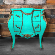 Load image into Gallery viewer, Daydream Apothecary Graffiti Pop - Medusa - Clay and Chalk Paint Pre-Order