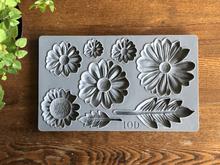 Iron Orchid Designs Mould He Loves Me Flowers